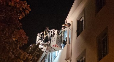 Çorum'da apartmanda çıkan yangında 2'si çocuk 7 kişi dumandan etkilendi
