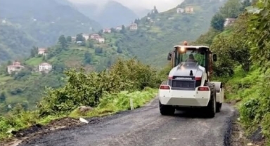 Doğankent’te 3 Köyün Yolu Sıcak Asfaltla Yenilendi