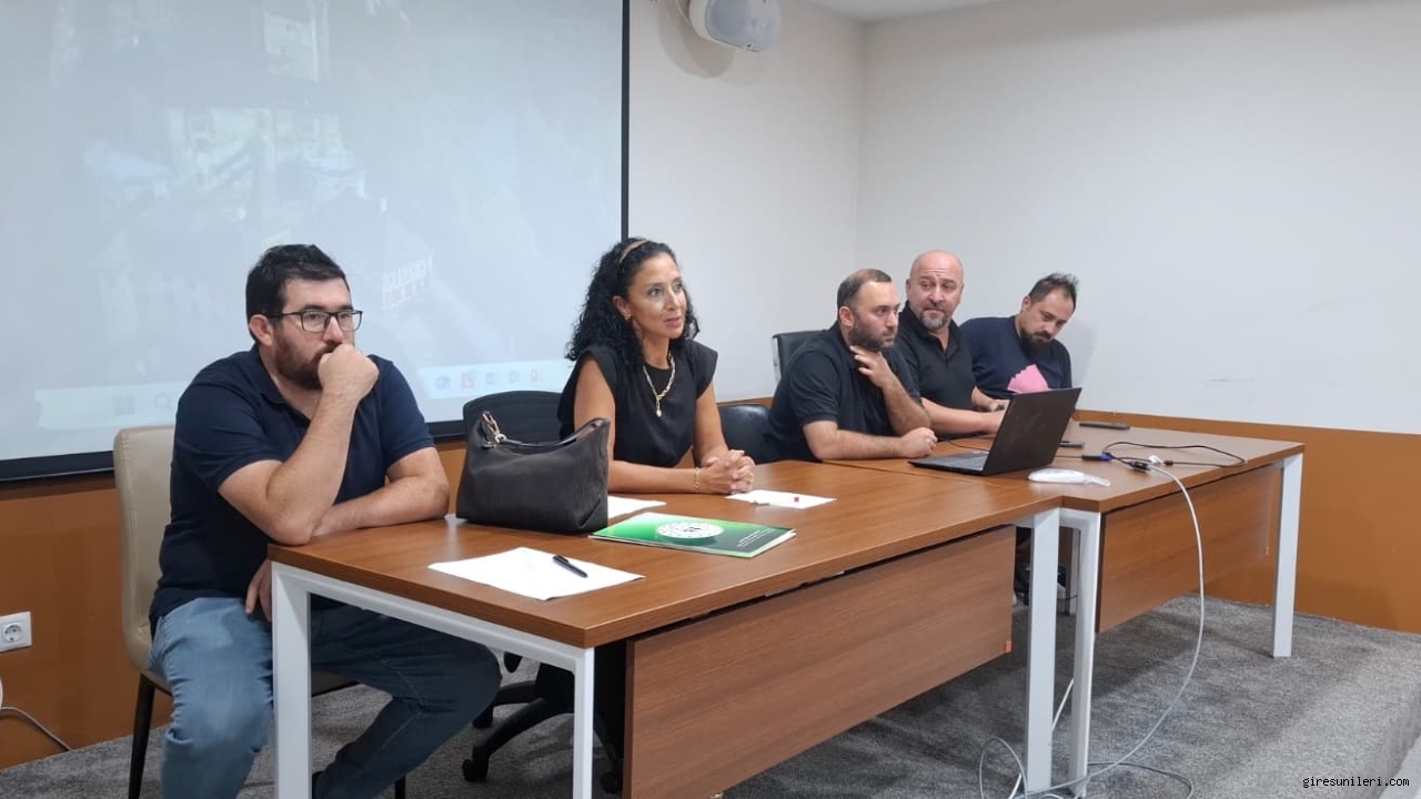 Giresun’da Yüzme Hakemleri Yeni Sezonu Seminerle Açtı