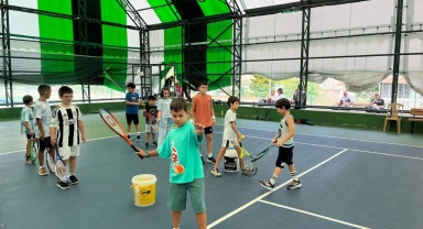 Giresun Gençlik Merkezi'nde Tenis Eğitimleri Sürüyor