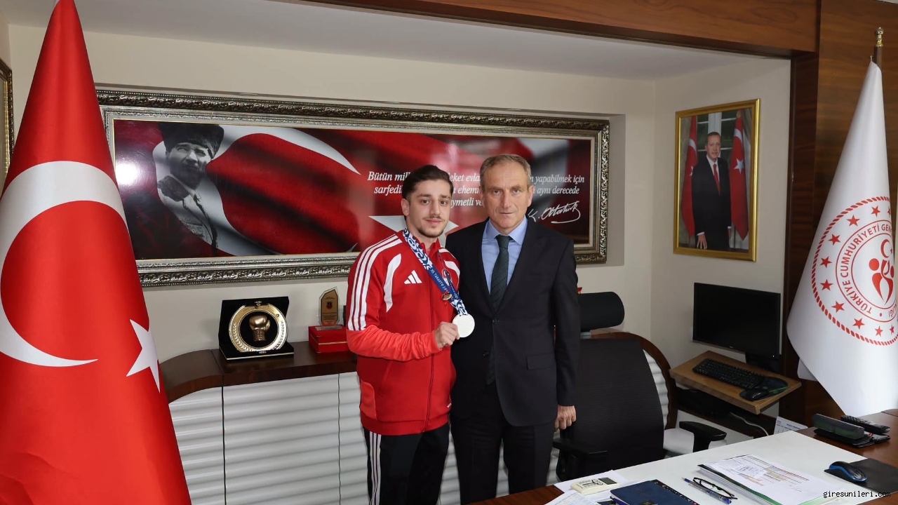 Giresunlu Milli Karateci Burak Özdemir'den Büyük Başarı