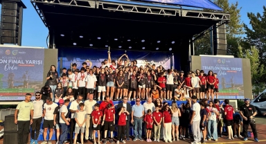 Giresunlu Triatletlerden Bölge Finalinde Çifte Şampiyonluk