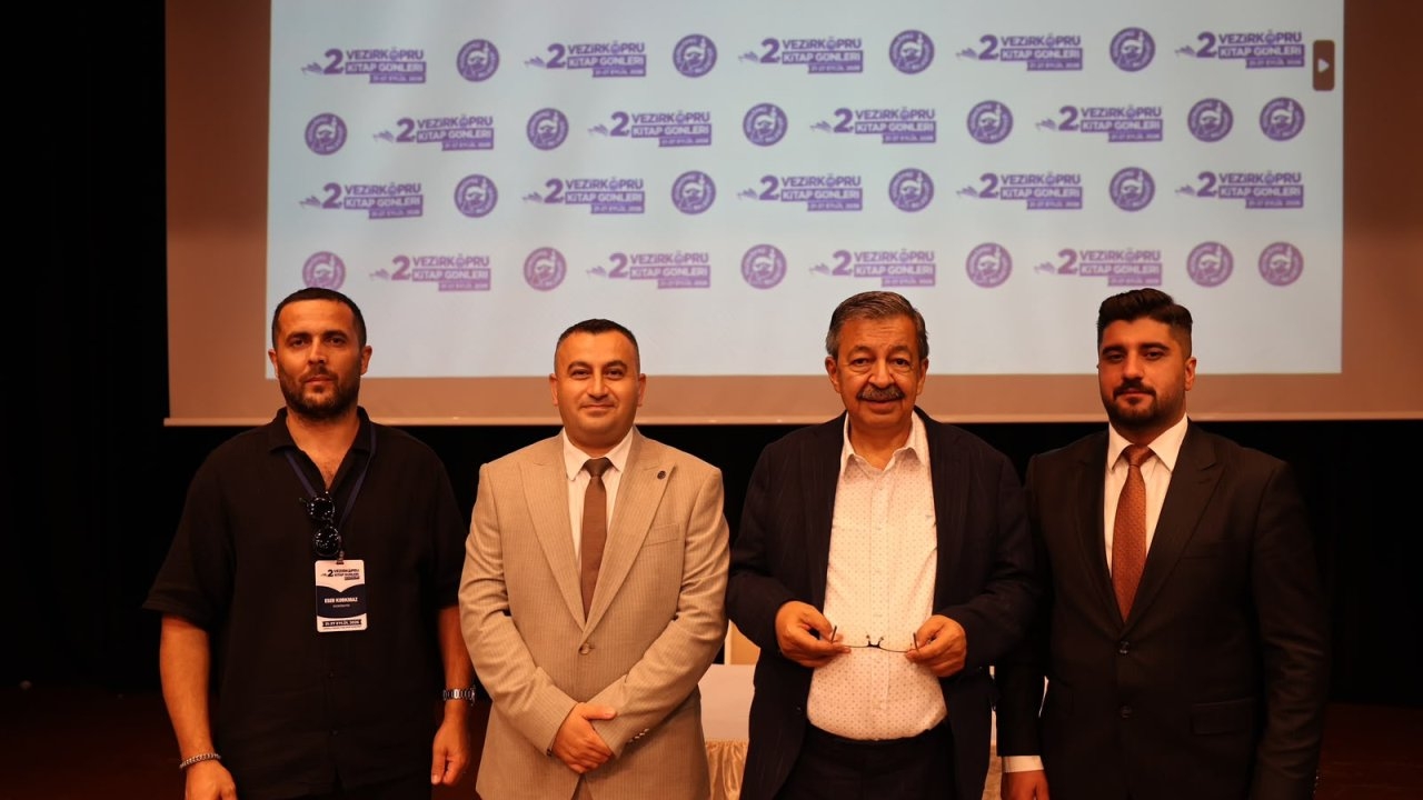 Hayati İnanç, Vezirköprü'de kitapseverlerle buluştu