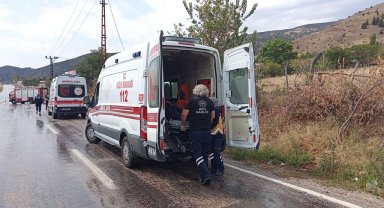 İki kamyonetin çarpıştığı kazada 1 kişi yaralandı