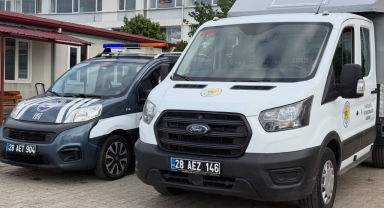 Keşap Belediyesine İki Yeni Hizmet Aracı!