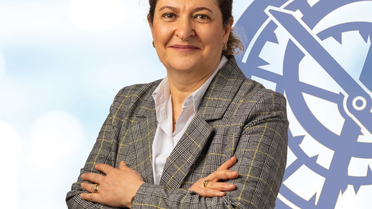 Reflü nedeniyle ağıza ulaşan mide asidi diş minesine zarar verebilir