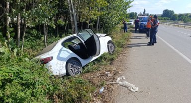 Tokat'ta devrilen otomobilde 1 kişi öldü, 1 kişi yaralandı