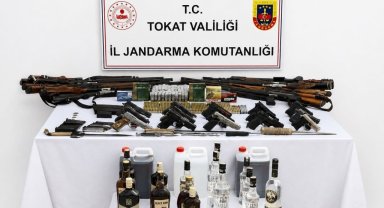 Tokat'ta kaçak silah operasyonunda 14 zanlı yakalandı 