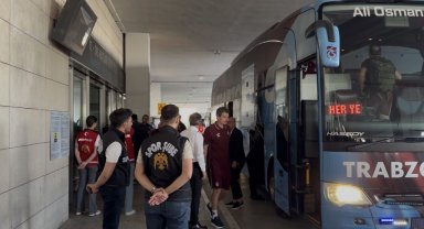 Trabzonspor kafilesi, Konya'ya geldi