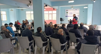 Yağlıdere’de Fındık Üreticilerine Budama Eğitimi