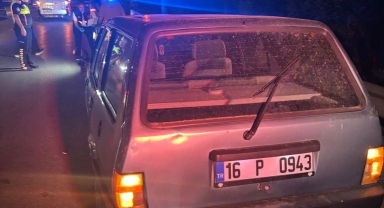 Yakıtı biten otomobiline yakıt doldururken can verdi