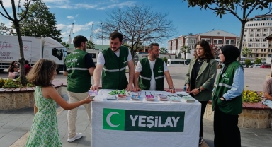 Yeşilay Giresun’dan Atatürk Meydanı’nda Bağımlılıkla Mücadele Çalışması
