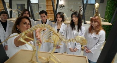 20 Yılda Toplandı, Öğrencilerin Eğitimine Işık Tutuyor