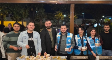 AK Parti Giresun Gençlik Kolları’ndan Mevlid Programı Sonrası İkram