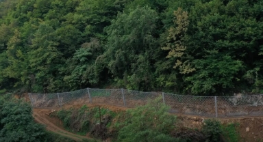 Dereli’de Riskli Bölgelere Kaya Bariyeri Kuruluyor
