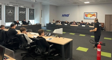 Giresun'da Lise Öğrencilerine Hayati Tatbikat: AFAD Gençleri Afetlere Hazırlıyor!