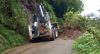 Giresun’da Sağanak Sonrası Heyelan Seferberliği