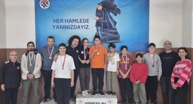 Giresun’da Satranç Heyecanı: Hamleler Cumhuriyet İçin