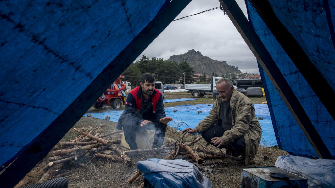  Giresun'da üreticilerin fındık kurutma mesaisi devam ediyor