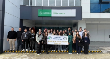 Giresun Üniversitesi Öğrencilerinden Gençlik Merkezi'ne Ziyaret