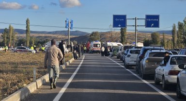 İki otomobilin çarpışması sonucu 7 kişi yaralandı