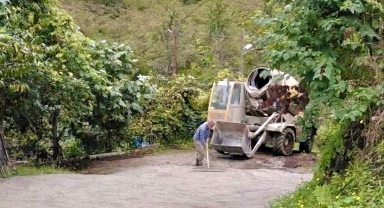 Tirebolu’da Devlet-Millet İş Birliğiyle Yol Çalışması