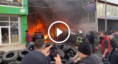 Lastik Deposunda Yangın Paniği