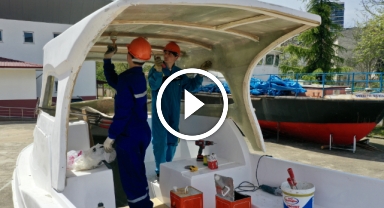 Giresun'da tersane gibi okul: Öğrenciler çelik ve fiber tekne üretiyor