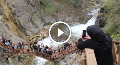 Giresun'un Pamukkalesi'ne ziyaretçi akını   