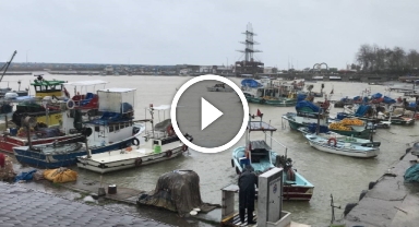 Karadeniz dalgalara teslim