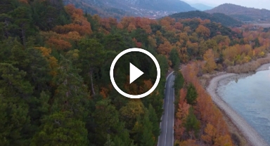 Kovada Gölü, sonbaharda eşsiz renk cümbüşü yaşatıyor