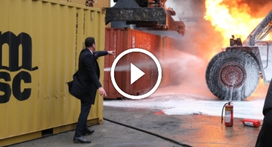 Giresun limanında çıkan yangın korkuttu