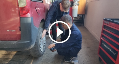 Mesleki eğitimi sahaya taşıyan hem öğreniyor hem kazanıyor   