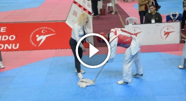 Milli sporcu müsabakayı bıraktı, piste paspas attı