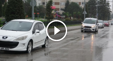 Samsun'da Altyapı Çalışması Kazası: 20 Araç Lastik Patlatıp Yolda Kaldı