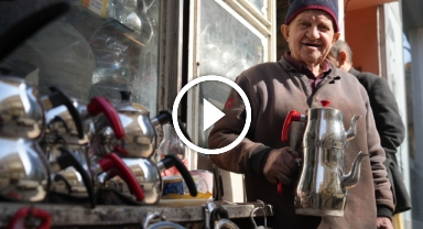 Eski mutfak eşyalarına 80'lik usta ikinci baharını yaşatıyor   