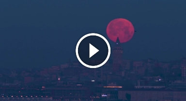 İstanbul'da dolunay görenleri büyüledi