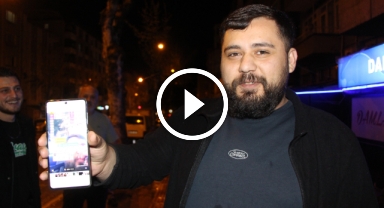 Canlı yayında oyun oynarken yıldırım düştü: O anlar kamerada   