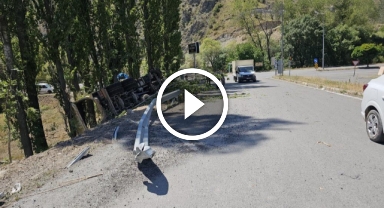 Freni boşalan kamyon uçuruma yuvarlandı: 1 ölü