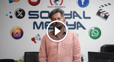 Temizlik işçisi sosyal deneydeki bayrak hassasiyetiyle gönüllere dokundu